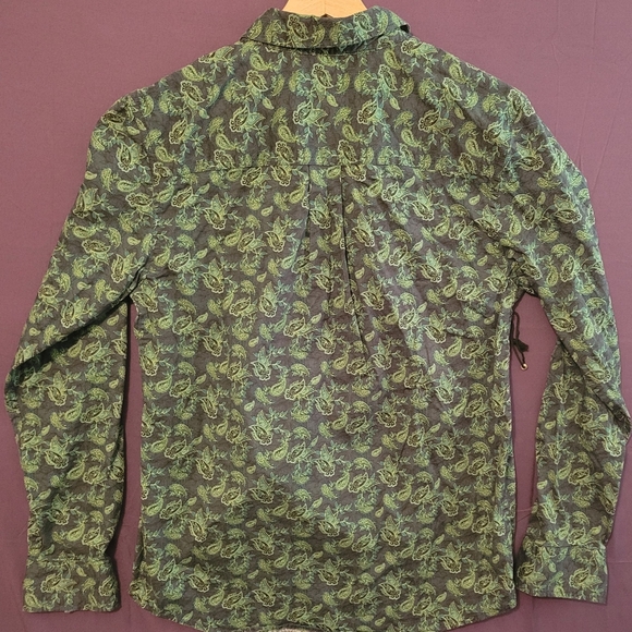 Cody James Green/ Navy Paisley Casual Western Button Down Shirt. Size S - Picture 4 of 5